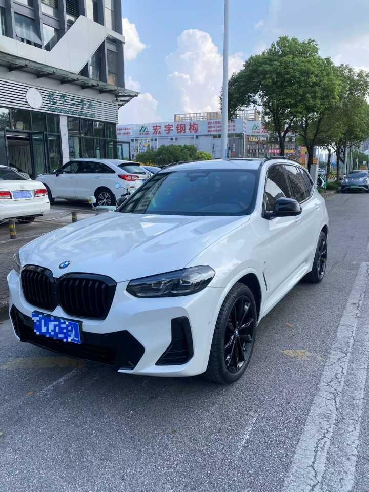 BMW X3 2022 — фото автомобиля 1