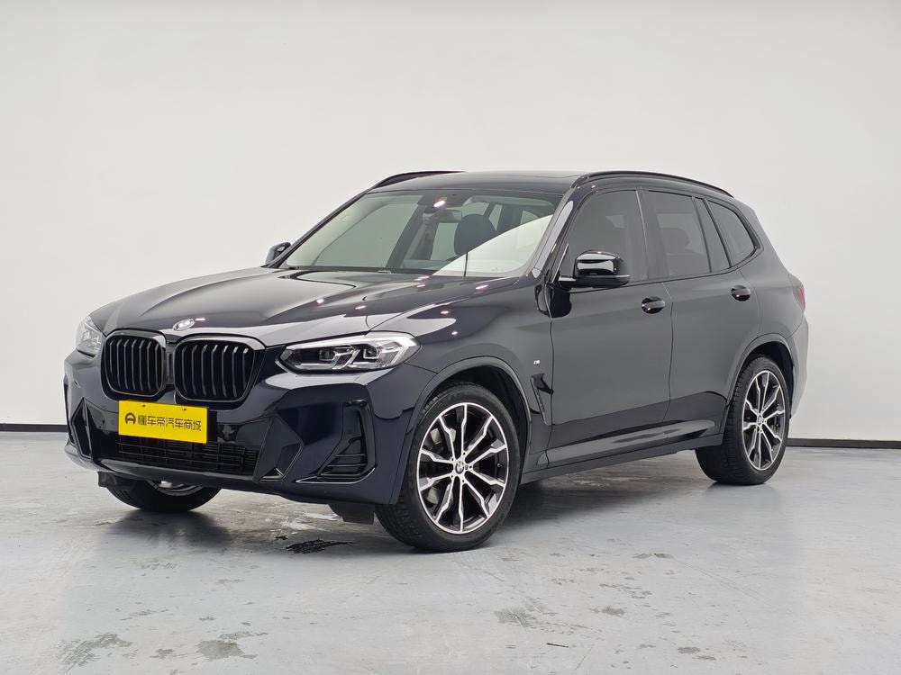 BMW X3 2022 — фото автомобиля 1