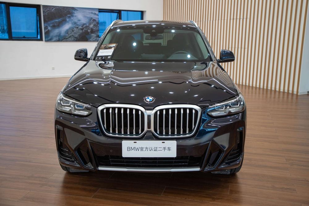 BMW X3 2022 — фото автомобиля