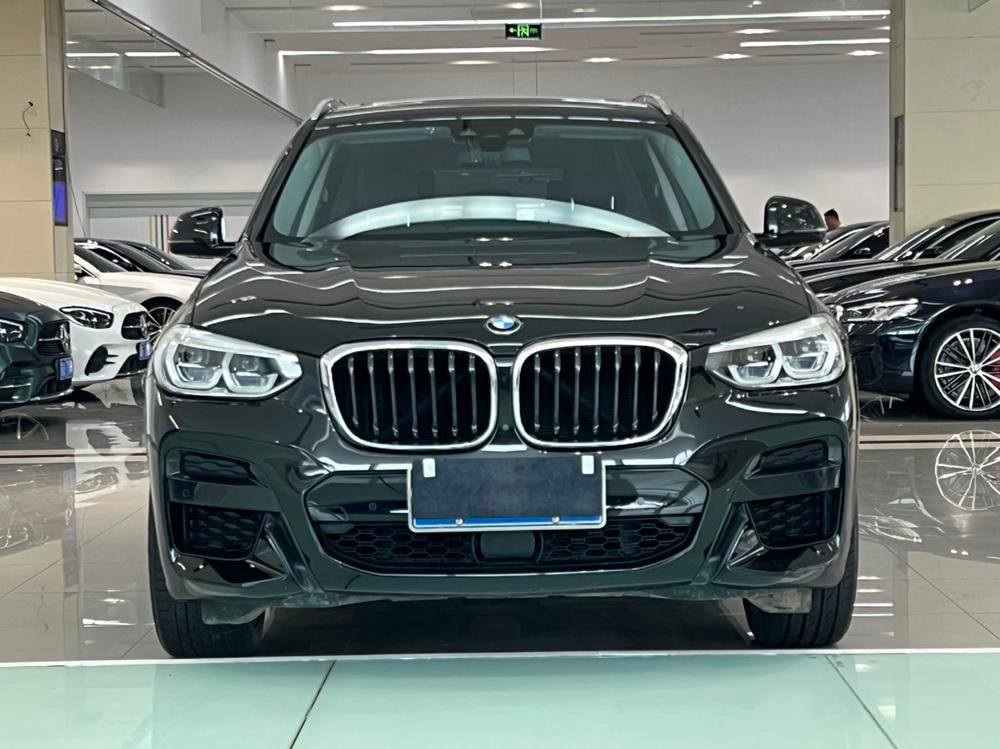 BMW X3 2020 — фото автомобиля 1