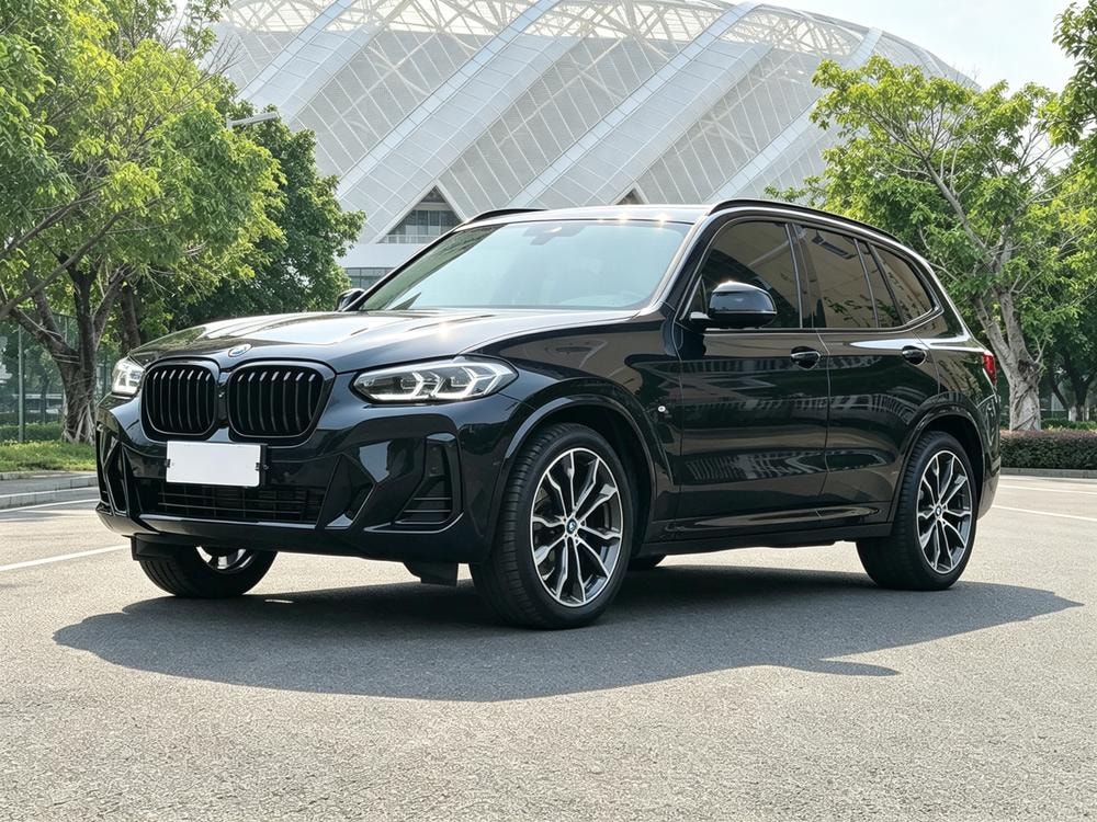 BMW X3 2023 — фото автомобиля 1
