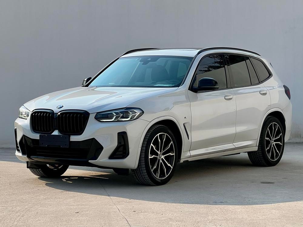 BMW X3 2022 — фото автомобиля