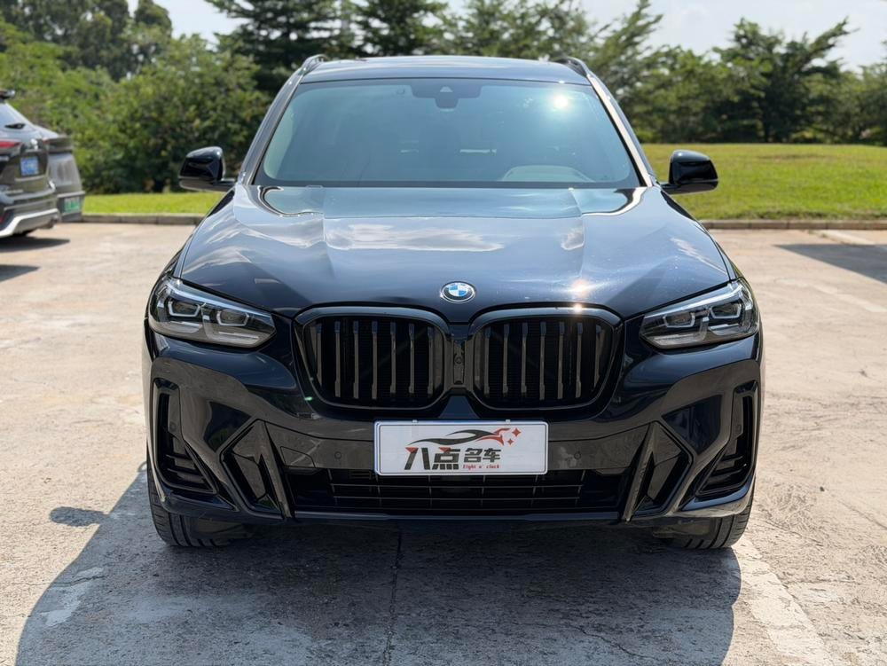BMW X3 2023 — фото автомобиля