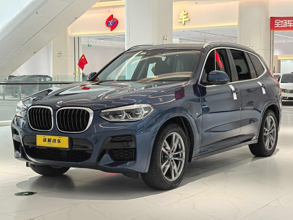 BMW X3 2020 — фото автомобиля