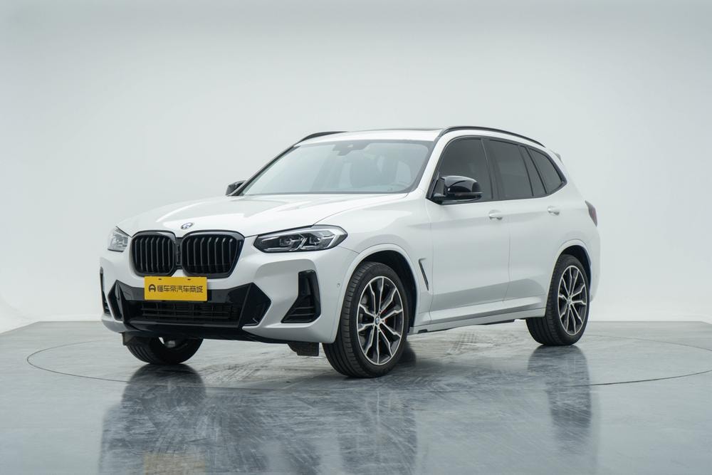 BMW X3 2022 — фото автомобиля