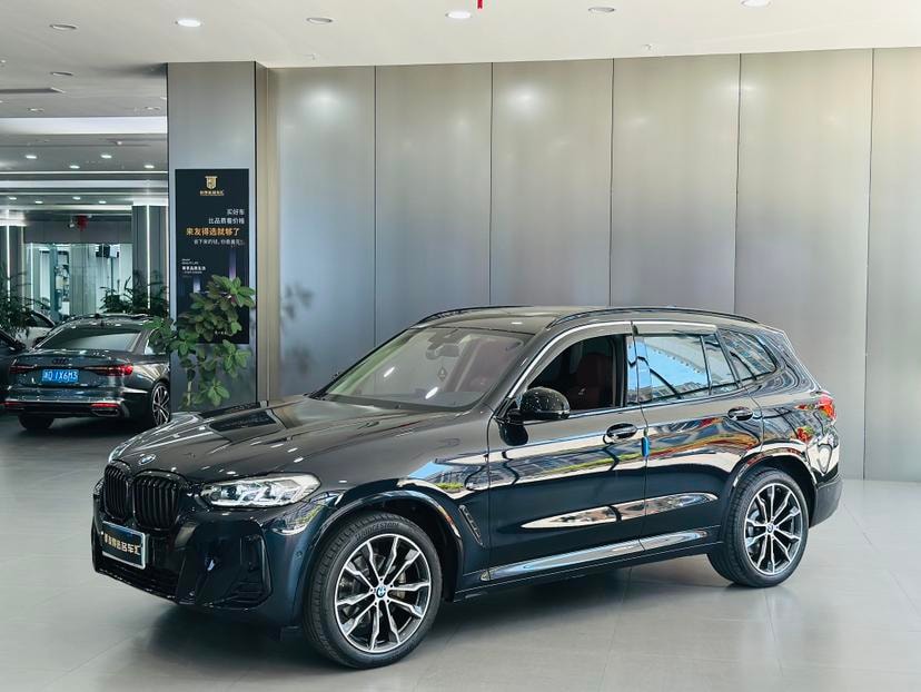 BMW X3 2023 — фото автомобиля