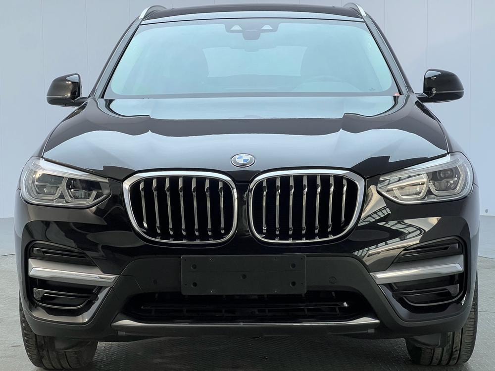 BMW X3 2020 — фото автомобиля 1