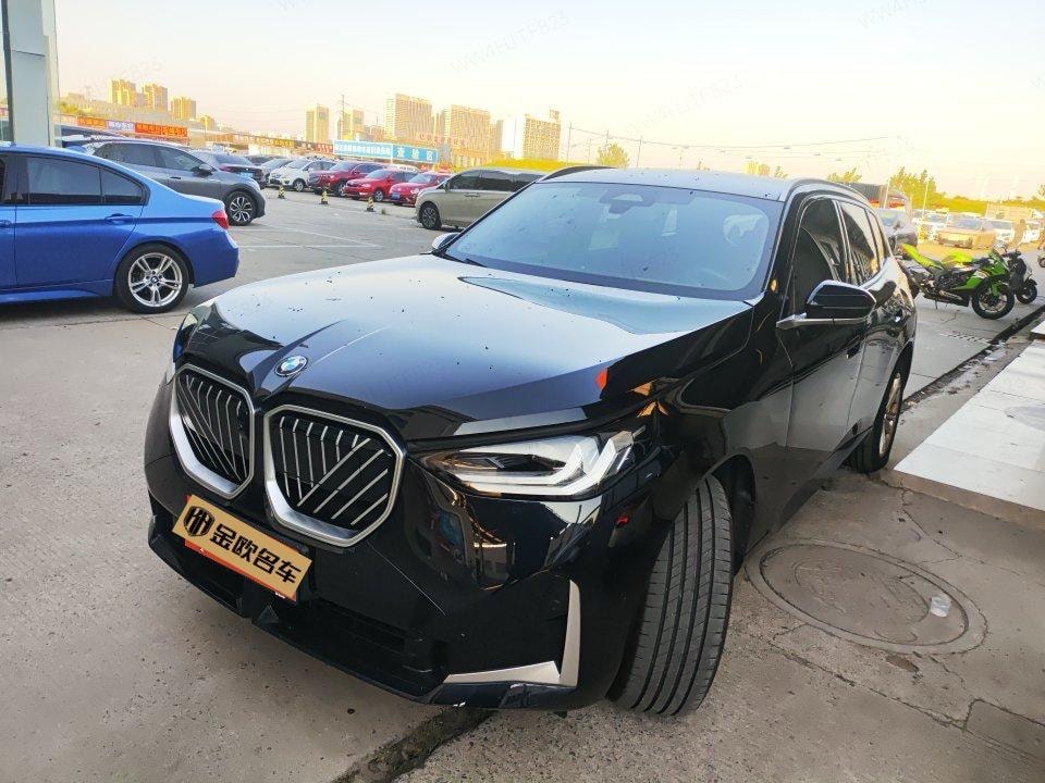 BMW X3 2025 — фото автомобиля