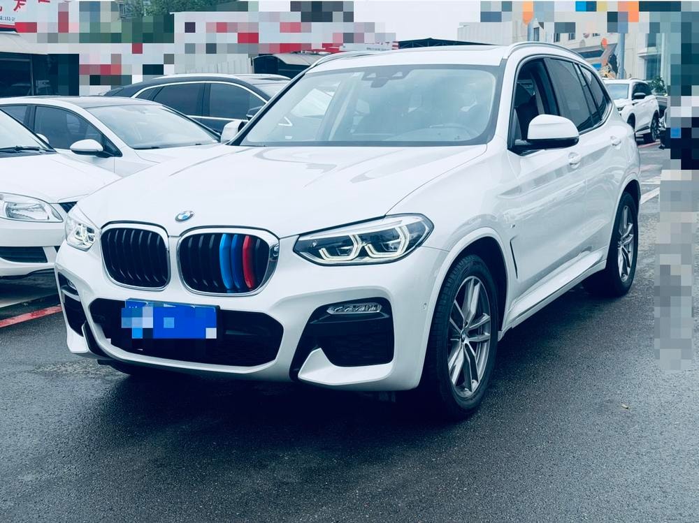BMW X3 2018 — фото автомобиля 1