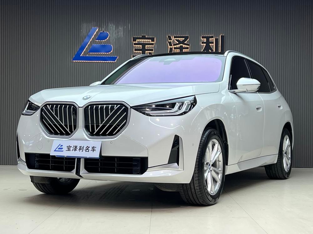 BMW X3 2025 — фото автомобиля