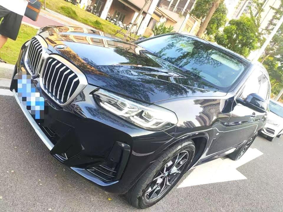 BMW X3 2022 — фото автомобиля 1