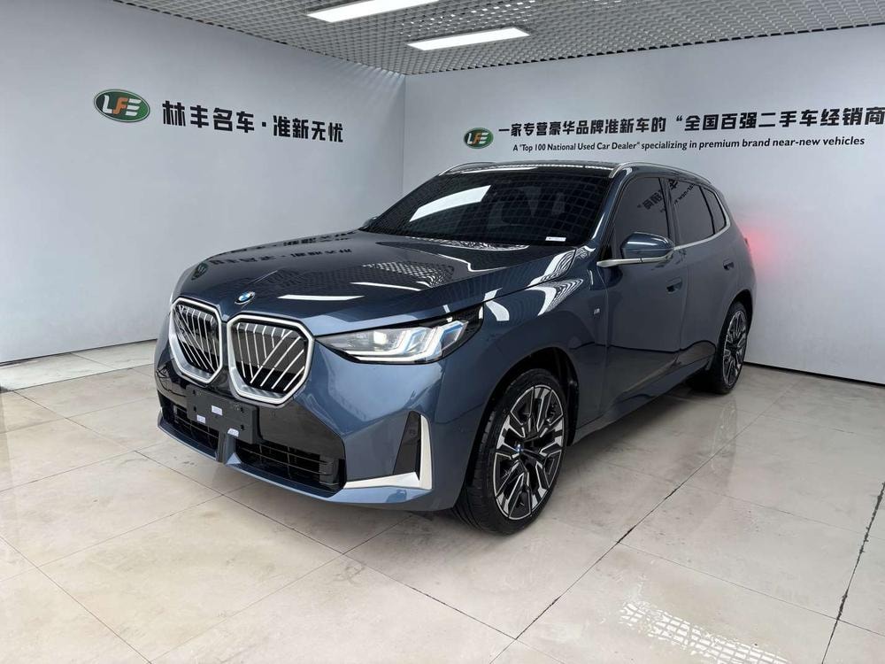 BMW X3 2025 — фото автомобиля 1