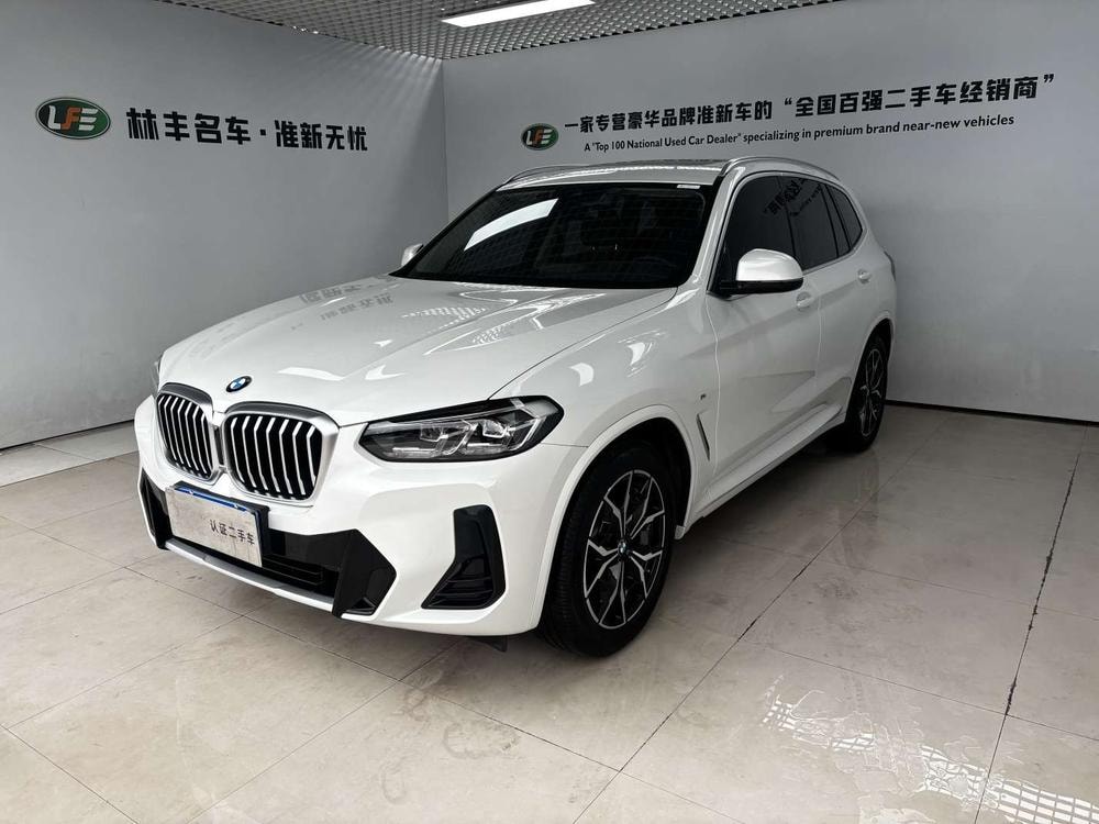 BMW X3 2023 — фото автомобиля