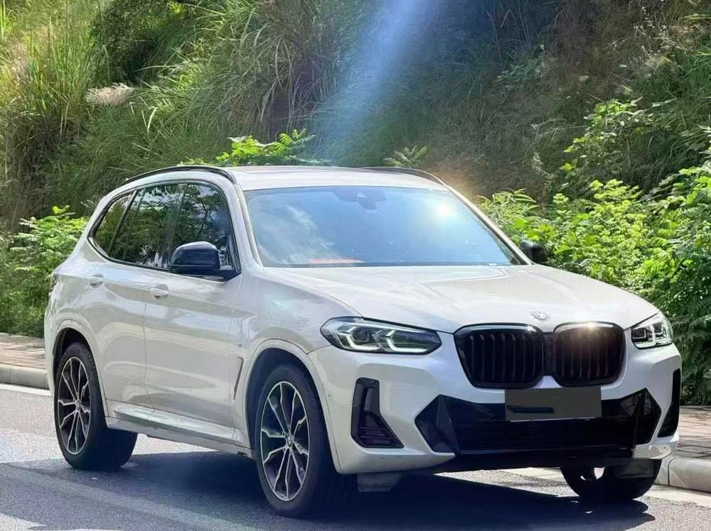 BMW X3 2022 — фото автомобиля 1