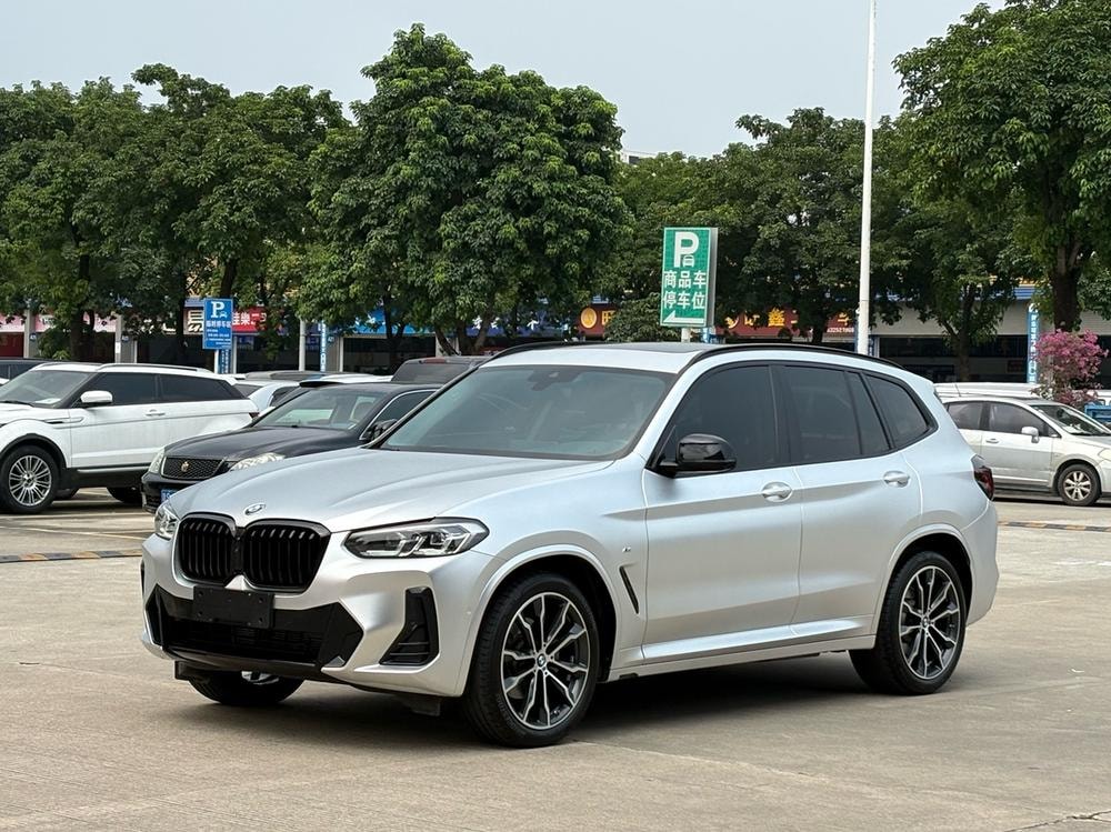 BMW X3 2023 — фото автомобиля