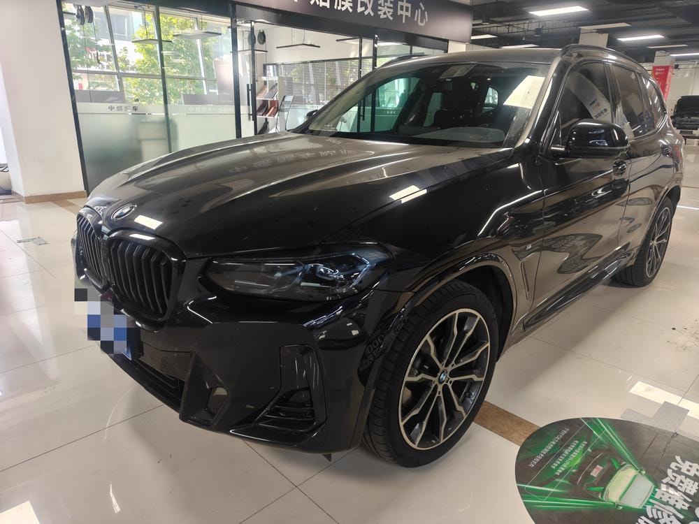 BMW X3 2023 — фото автомобиля