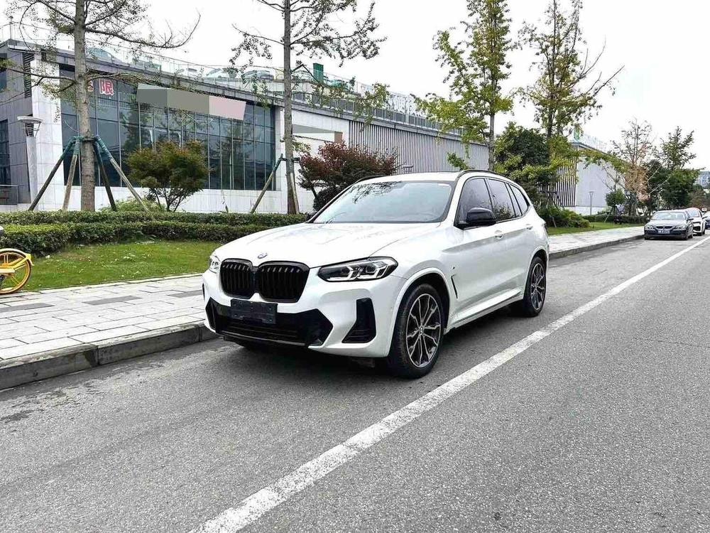 BMW X3 2023 — фото автомобиля