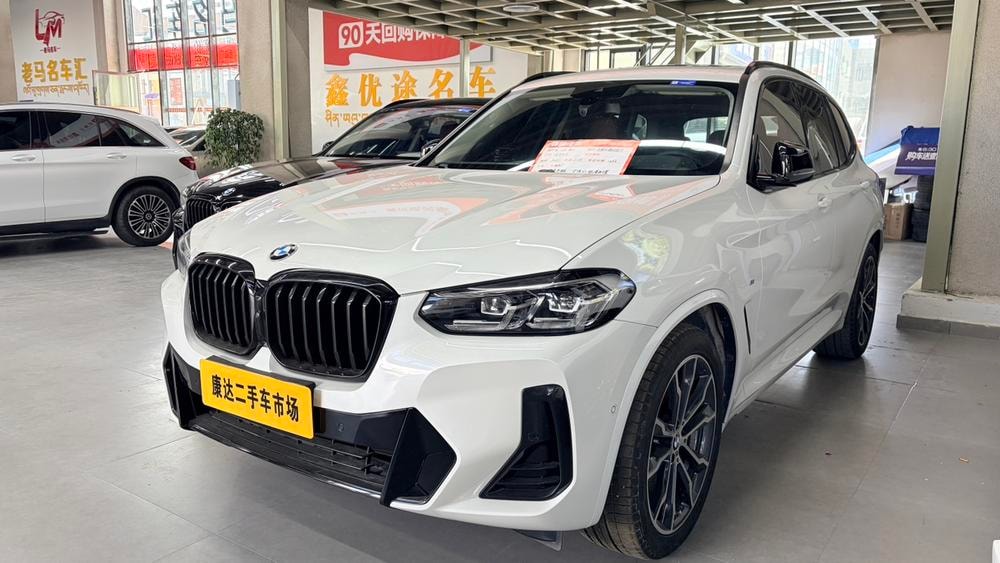 BMW X3 2023 — фото автомобиля