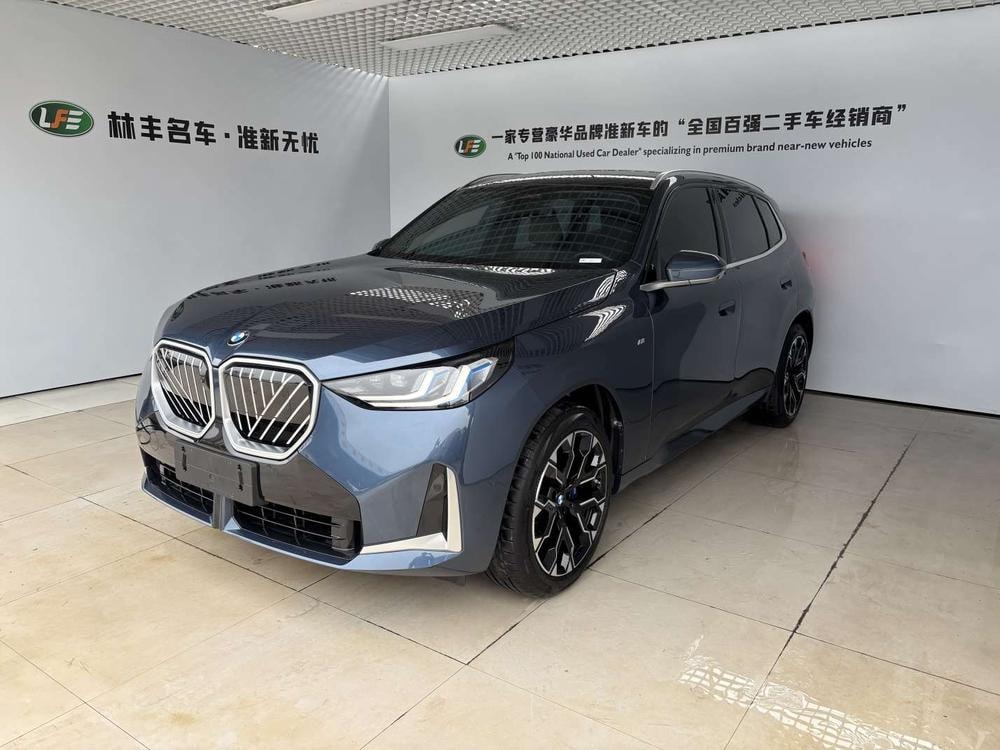 BMW X3 2025 — фото автомобиля