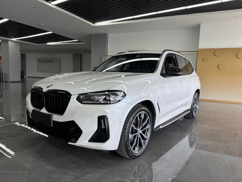 BMW X3 2023 — фото автомобиля