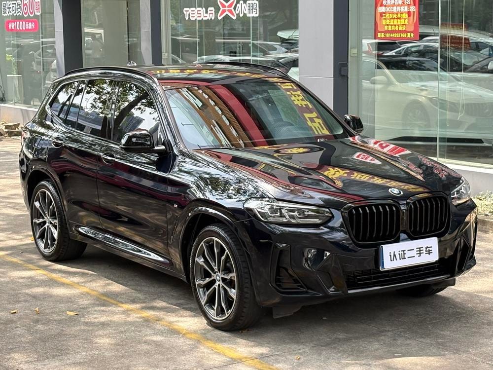 BMW X3 2023 — фото автомобиля