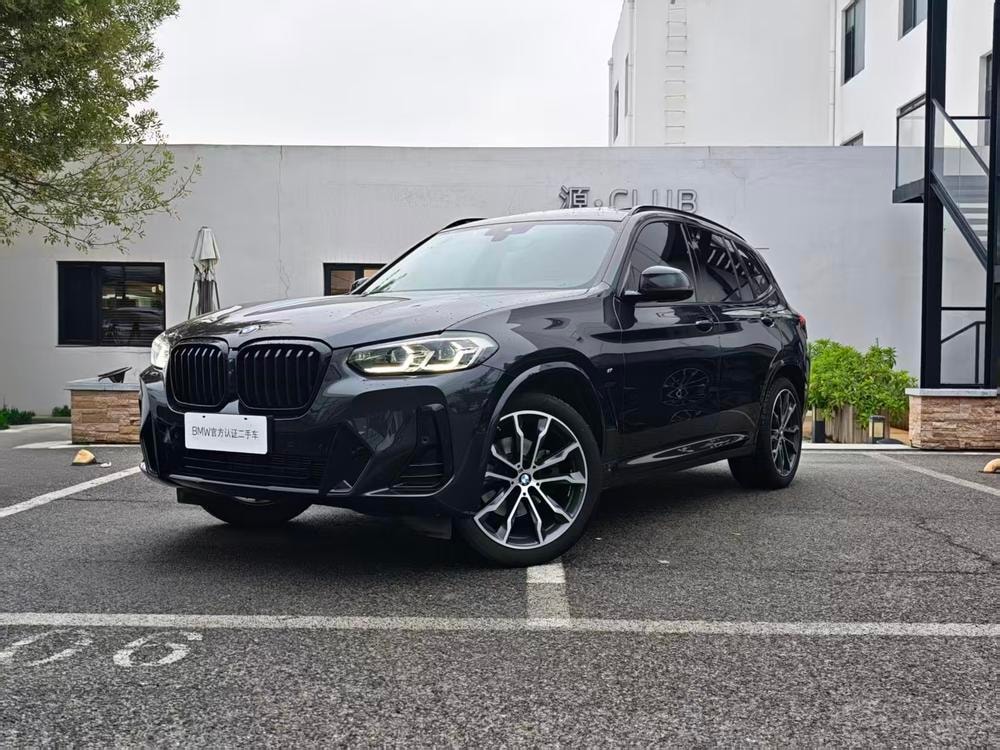 BMW X3 2023 — фото автомобиля