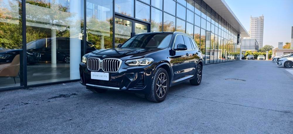 BMW X3 2025 — фото автомобиля