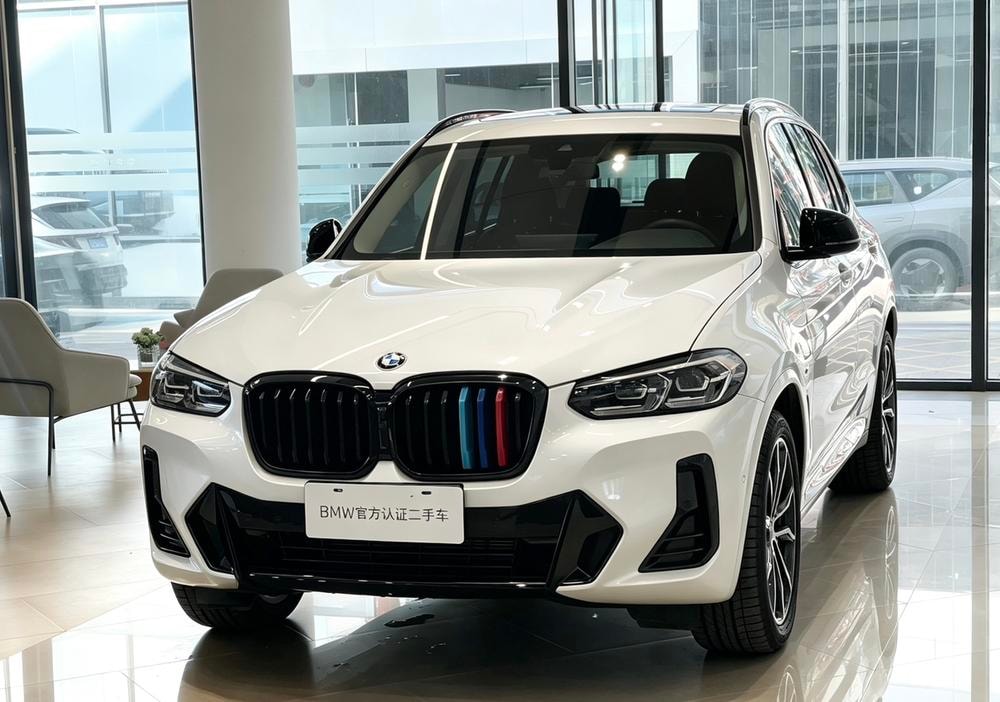 BMW X3 2023 — фото автомобиля