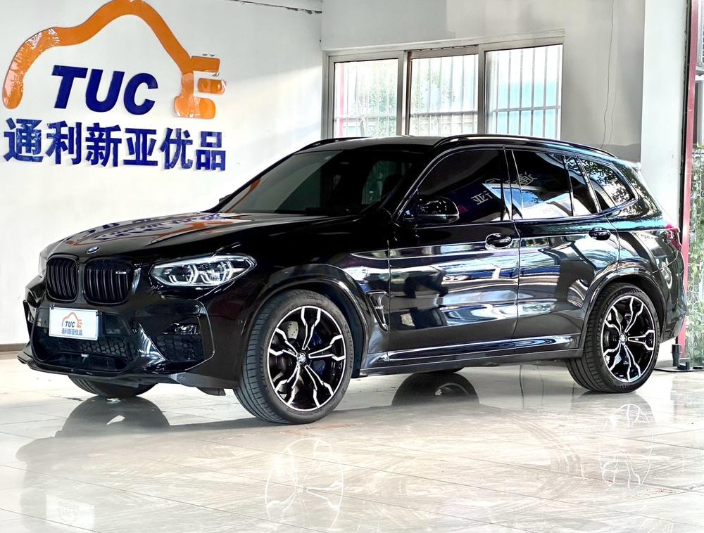 BMW X3 M 2019 — фото автомобиля 1
