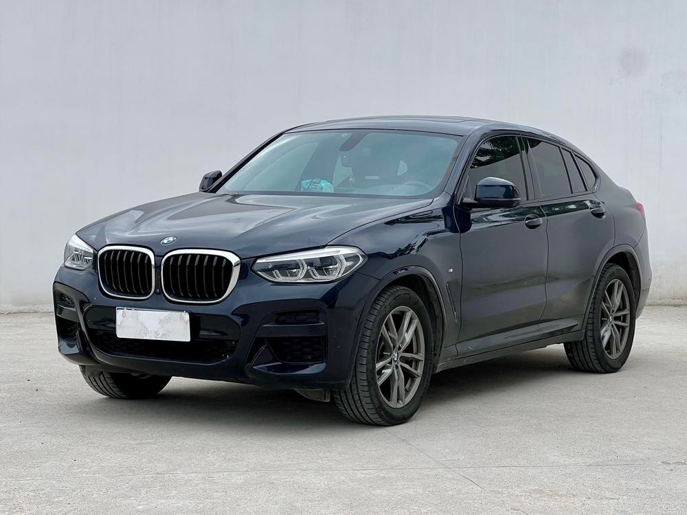 BMW X4 2020 — фото автомобиля