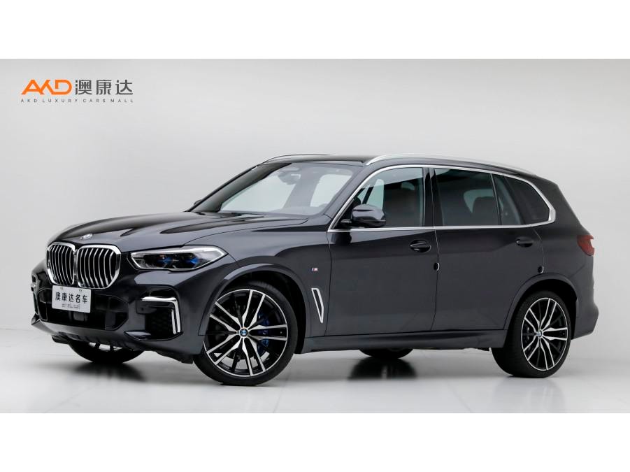 BMW X5 2022 — фото автомобиля