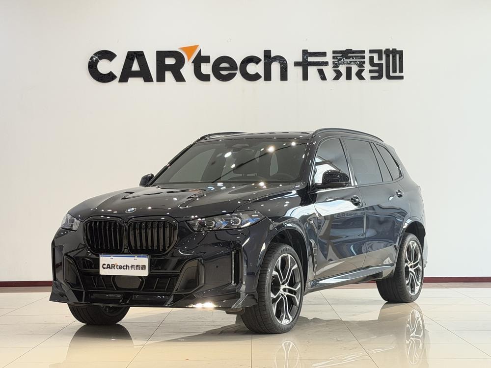 BMW X5 2023 — фото автомобиля
