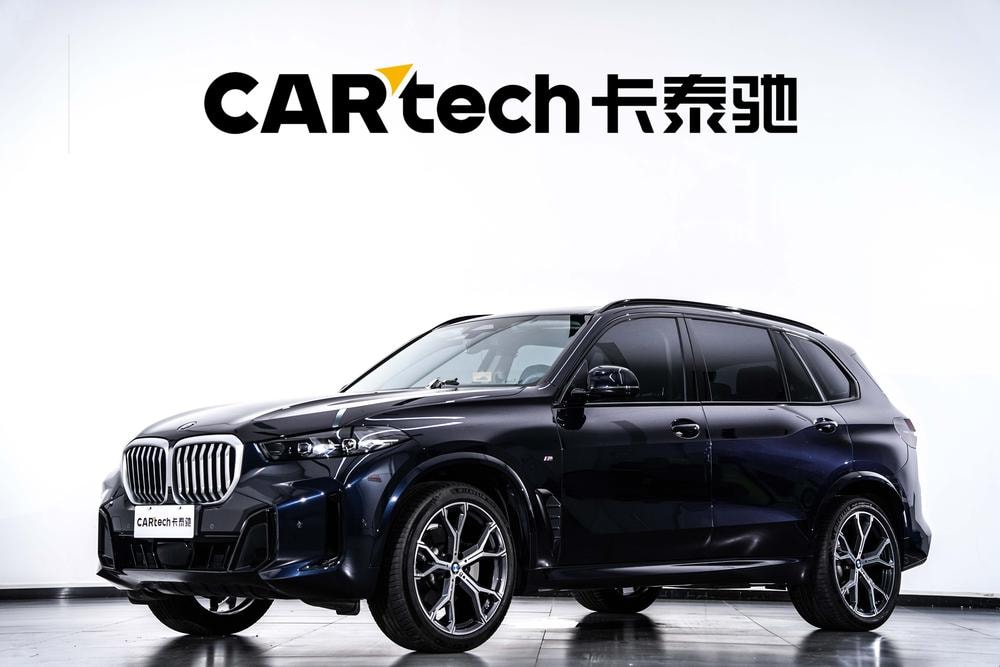BMW X5 2025 — фото автомобиля