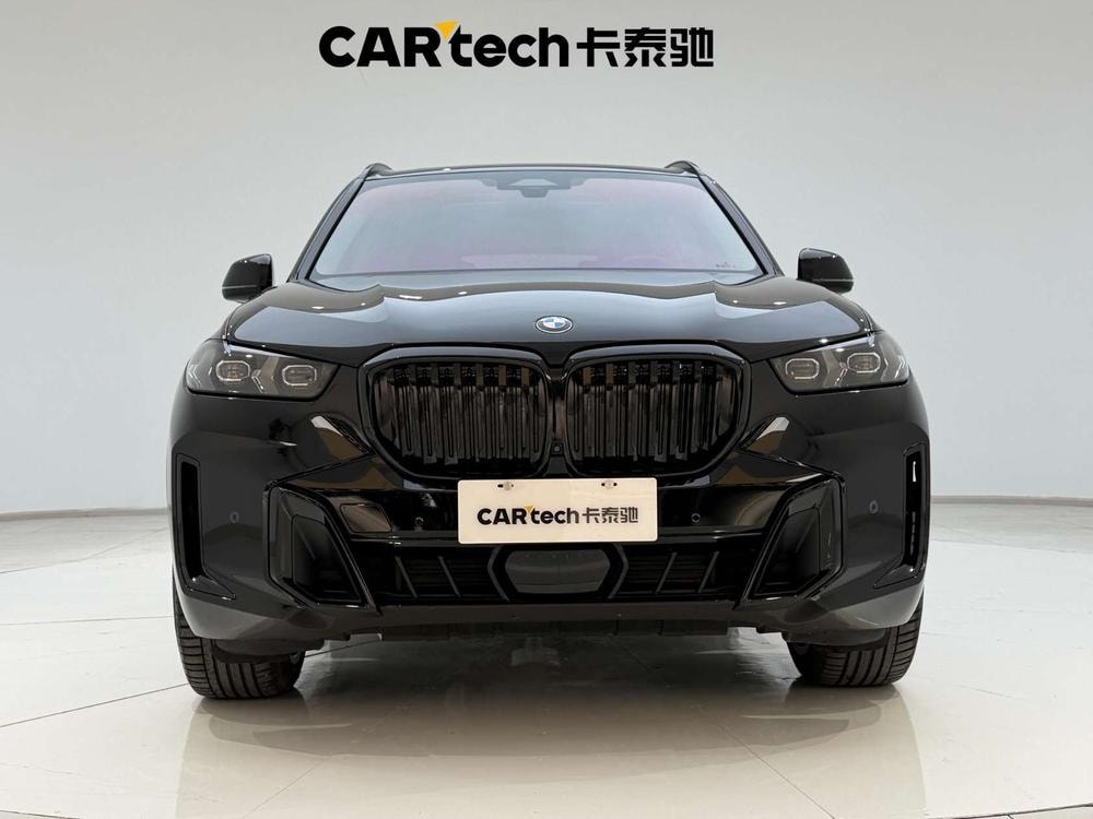 BMW X5 2023 — фото автомобиля