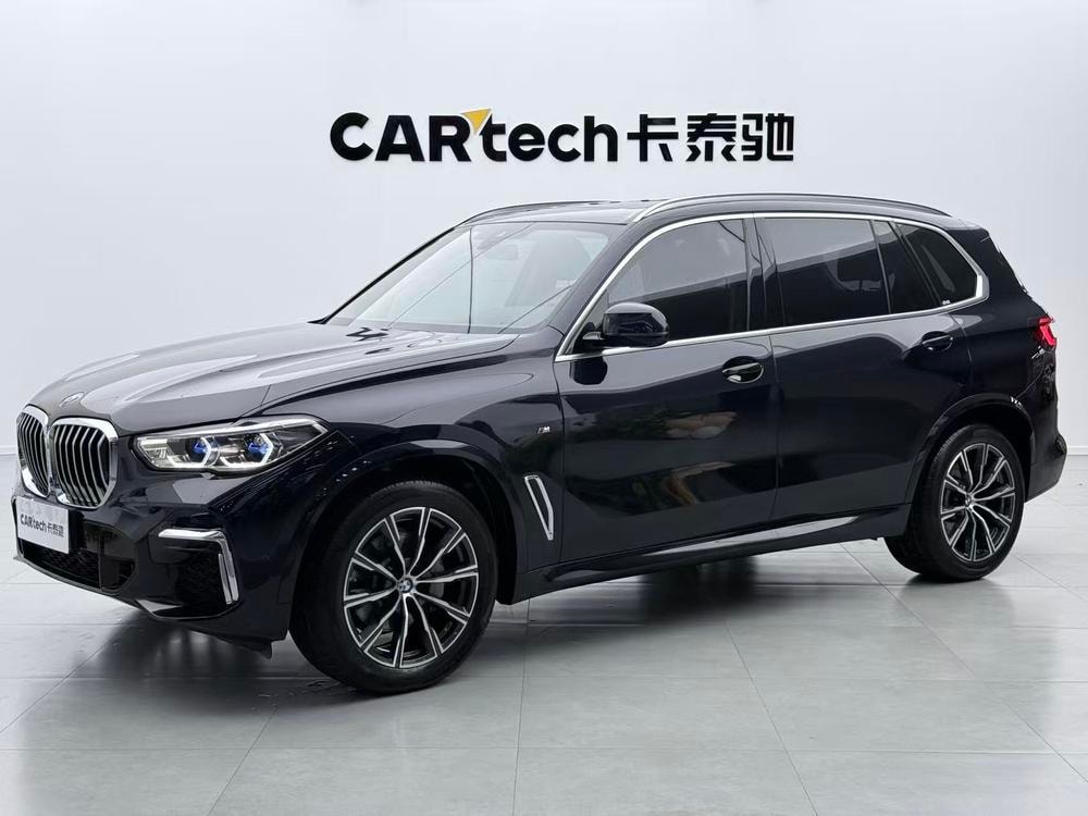 BMW X5 2022 — фото автомобиля 1