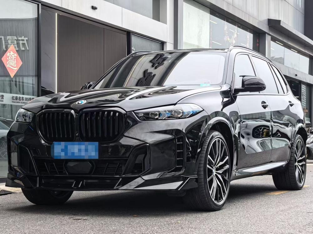 BMW X5 2022 — фото автомобиля 1