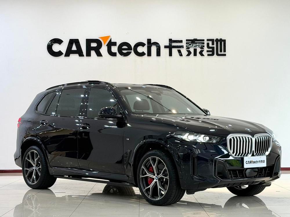 BMW X5 2026 — фото автомобиля 1