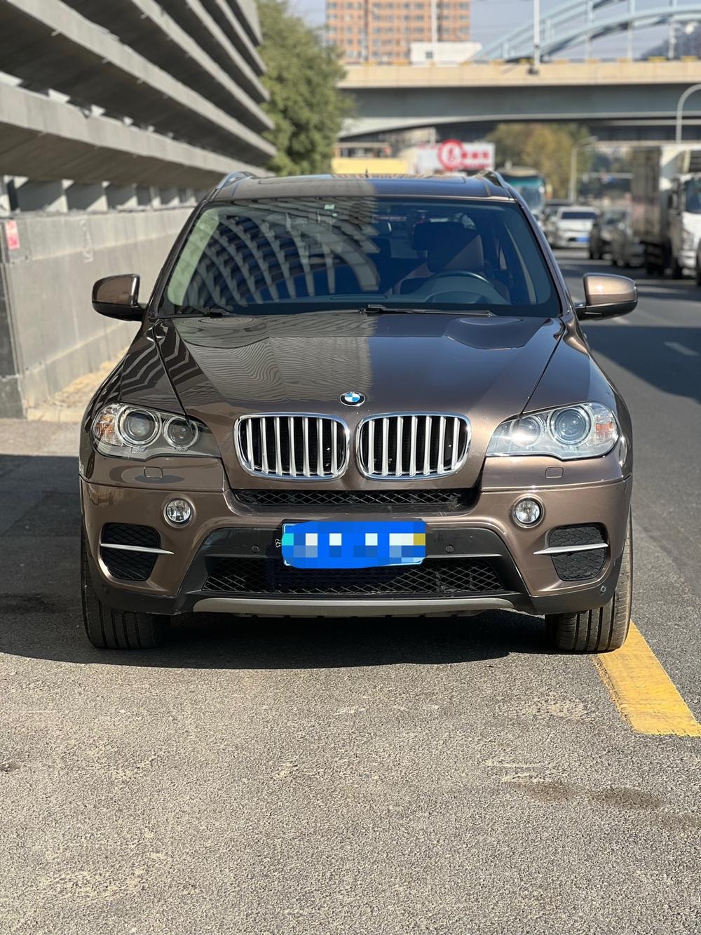 BMW X5 (Import) 2011 — фото автомобиля 1