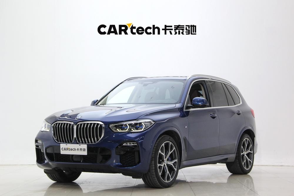 BMW X5 (Import) 2019 — фото автомобиля