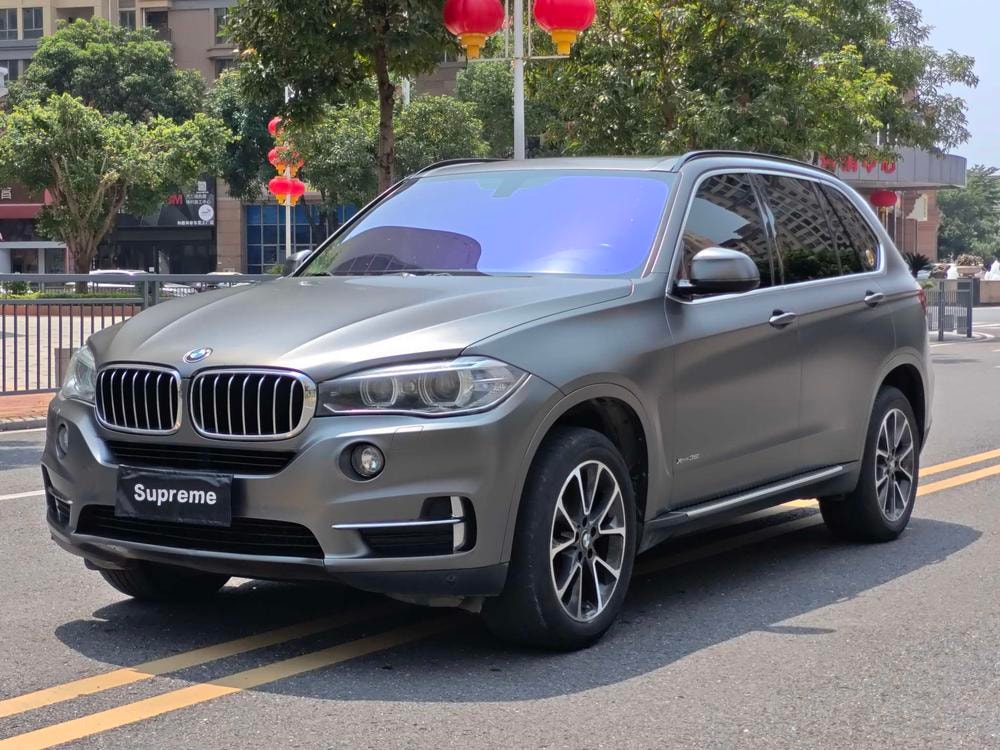 BMW X5 (Import) 2017 — фото автомобиля 1
