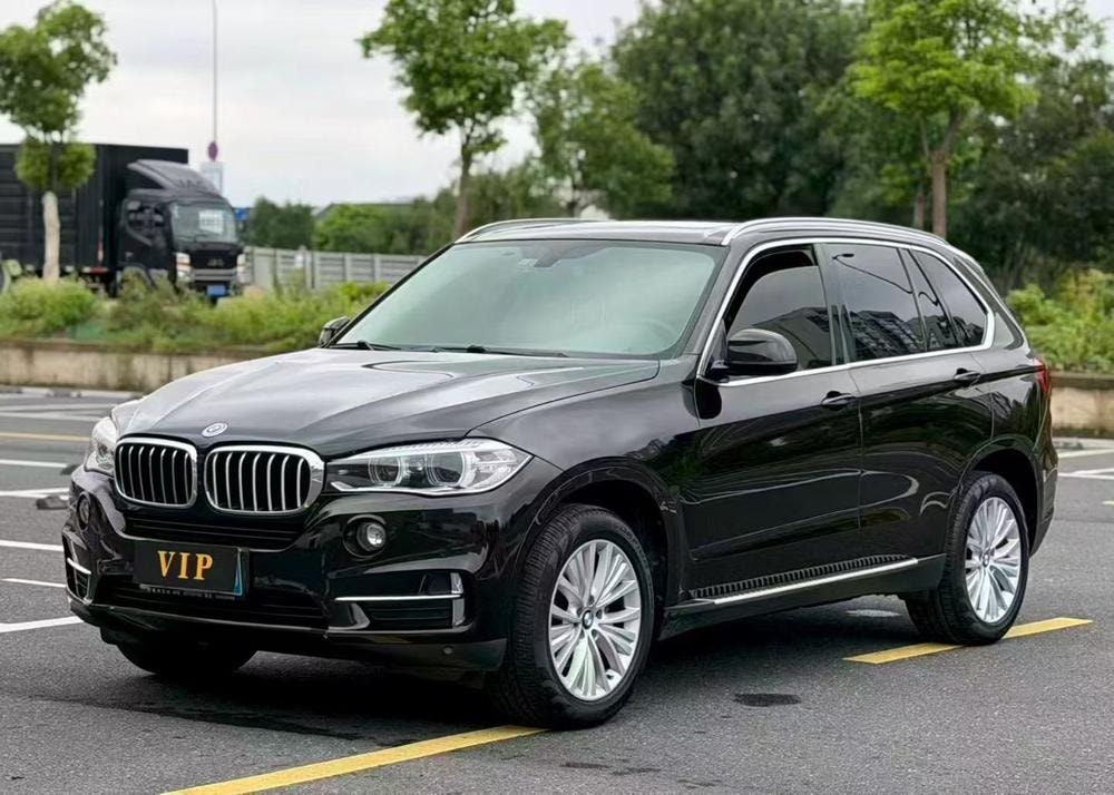 BMW X5 (Import) 2017 — фото автомобиля