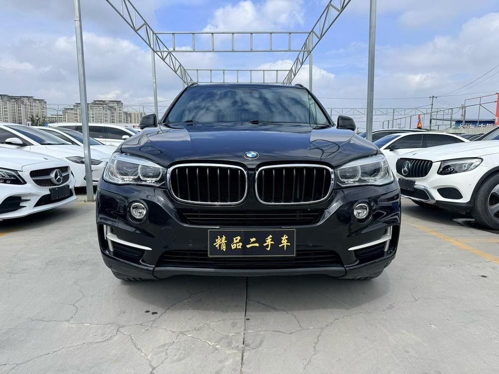 BMW X5 (Import) 2015 — фото автомобиля 1