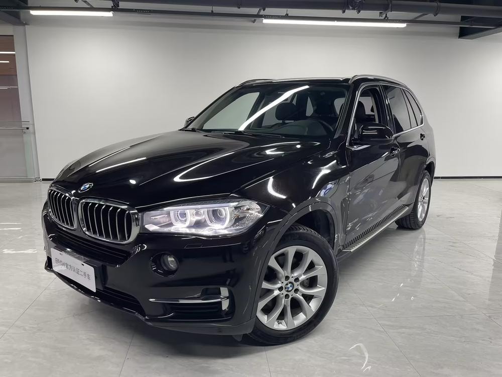 BMW X5 (Import) 2018 — фото автомобиля 1