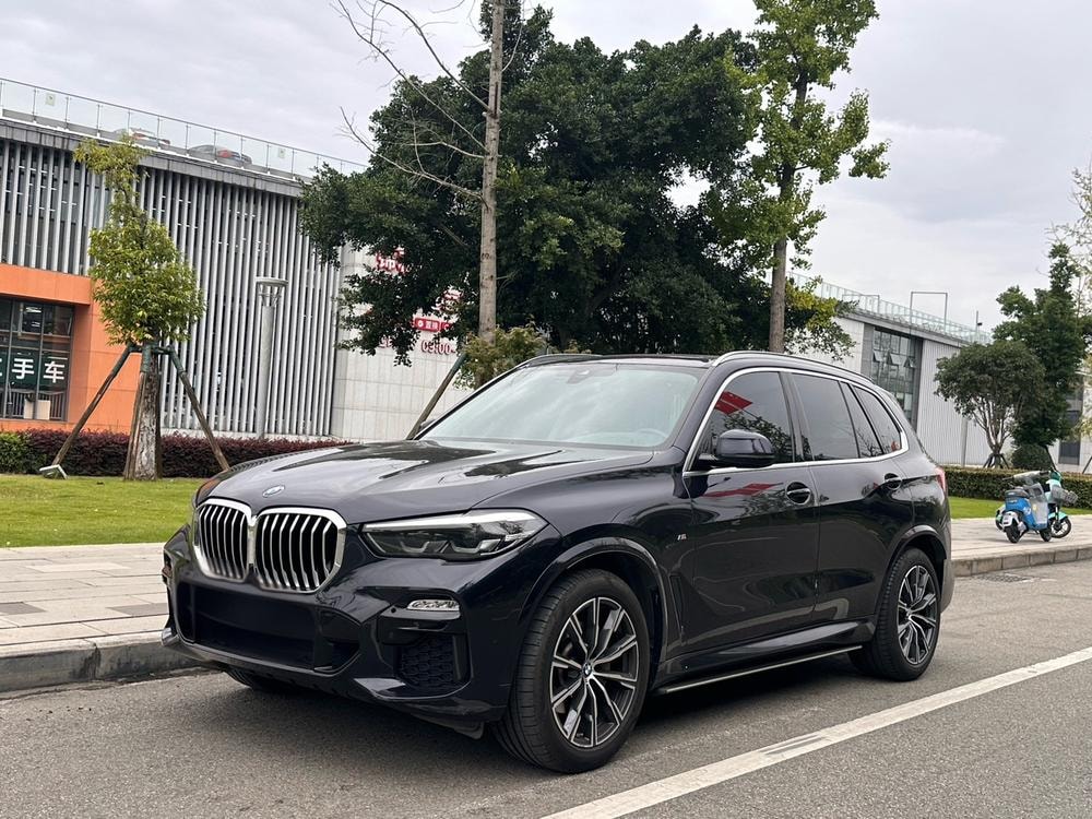 BMW X5 (Import) 2020 — фото автомобиля