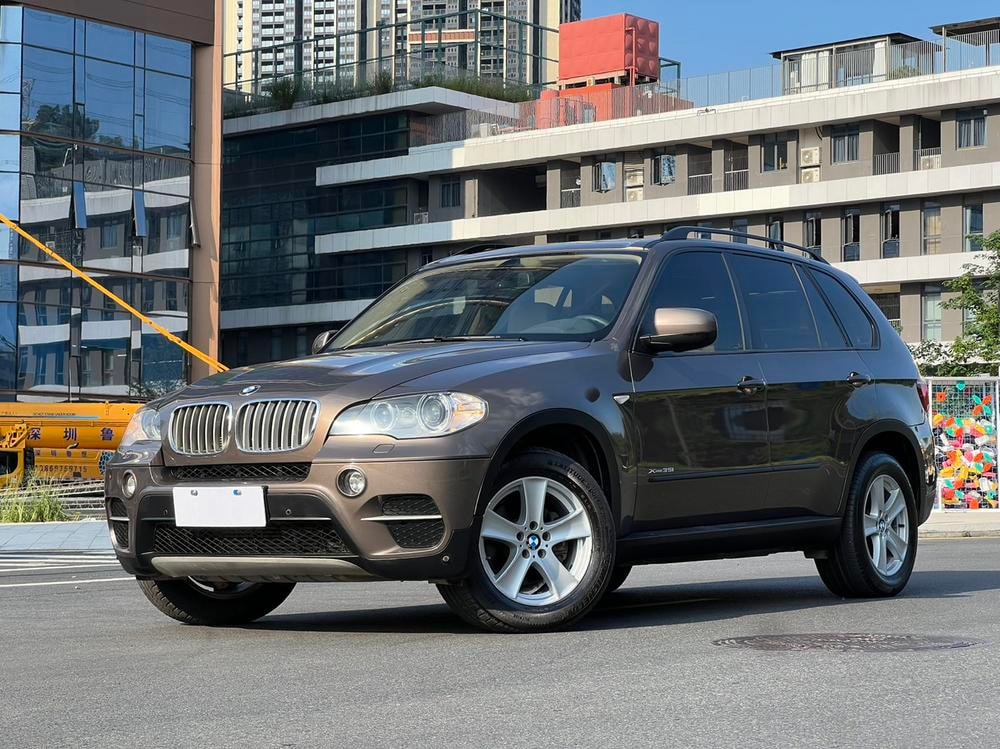 BMW X5 (Import) 2013 — фото автомобиля