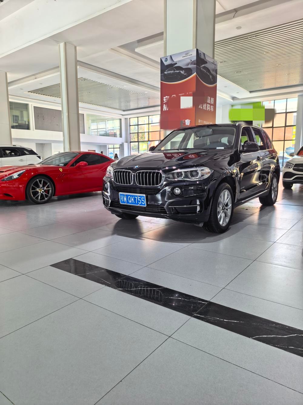 BMW X5 (Import) 2018 — фото автомобиля 1