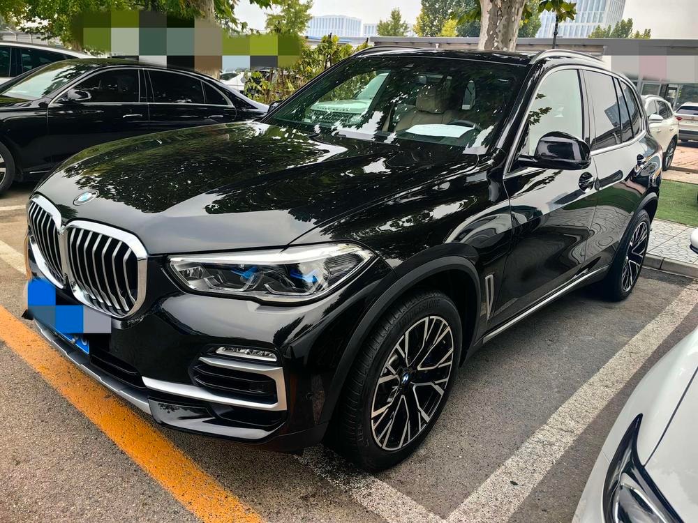 BMW X5 (Import) 2019 — фото автомобиля
