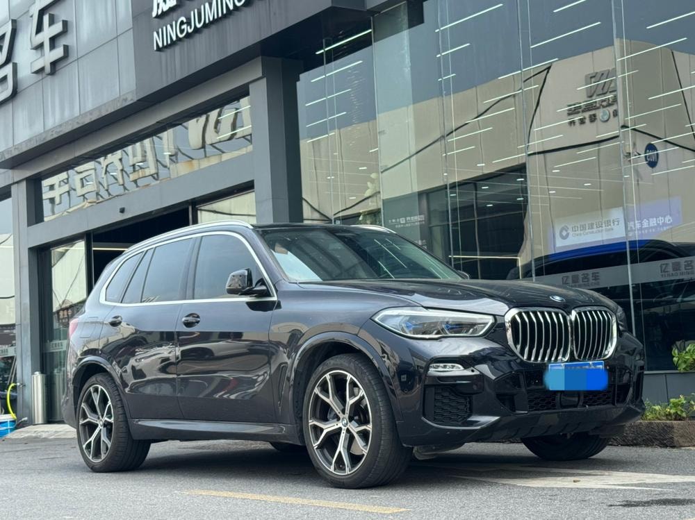 BMW X5 (Import) 2021 — фото автомобиля