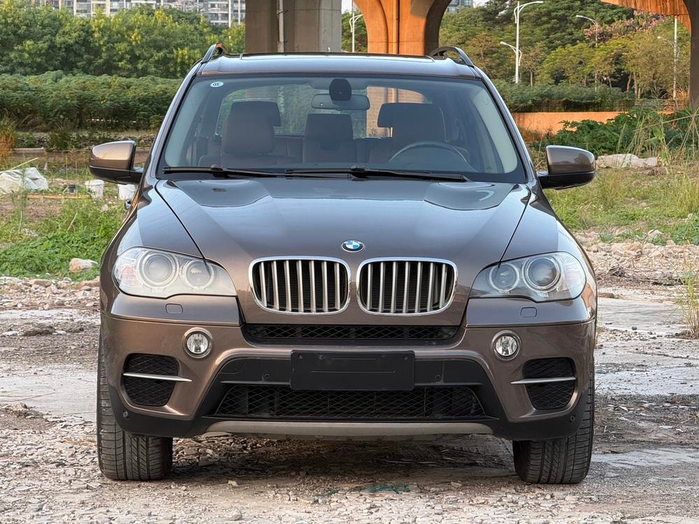 BMW X5 (Import) 2013 — фото автомобиля