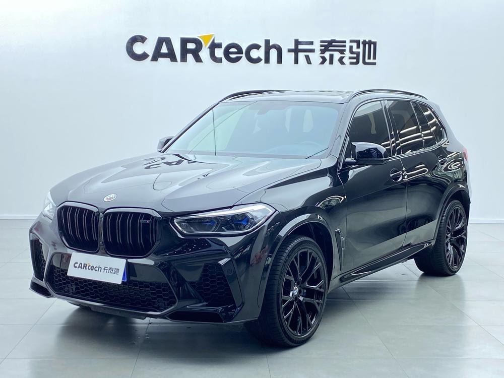 BMW X5 M 2021 — фото автомобиля 1